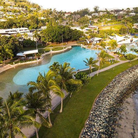 Nomads Airlie Beach (Adults Only) Екстериор снимка