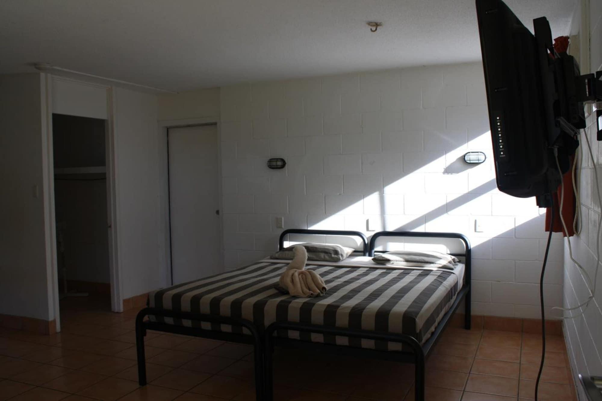 Nomads Airlie Beach (Adults Only) Екстериор снимка