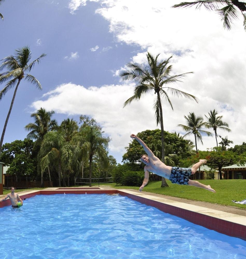 Nomads Airlie Beach (Adults Only) Екстериор снимка