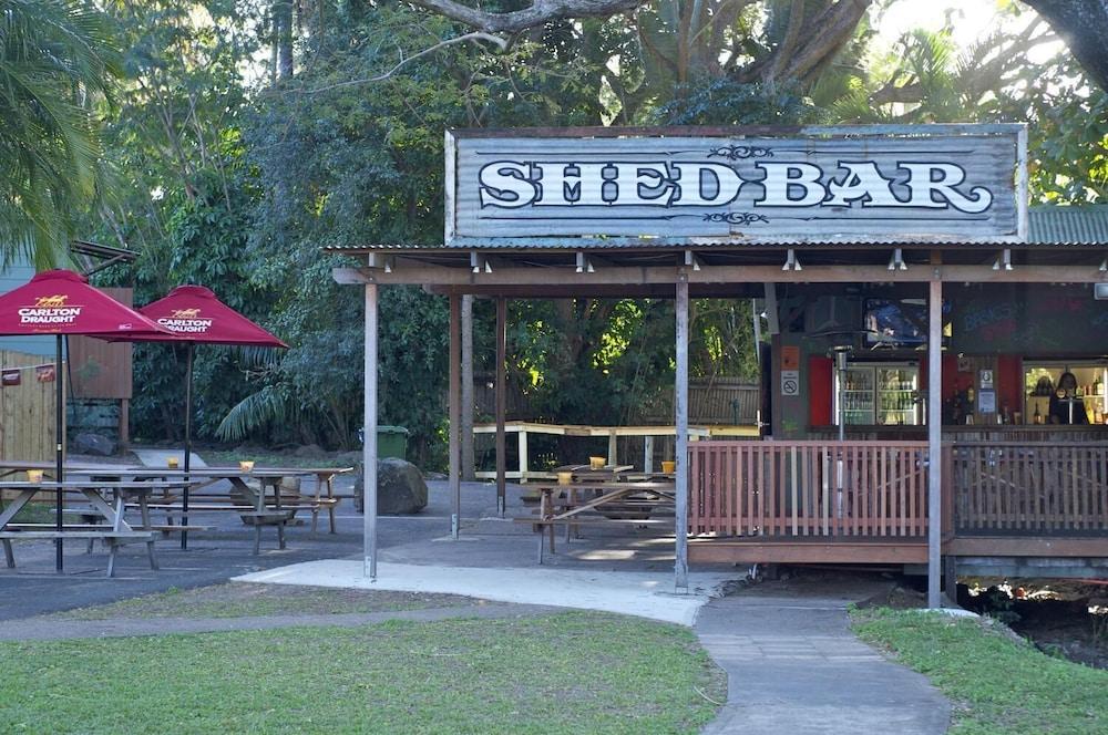 Nomads Airlie Beach (Adults Only) Екстериор снимка