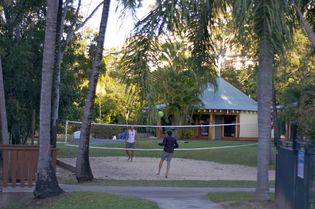 Nomads Airlie Beach (Adults Only) Екстериор снимка