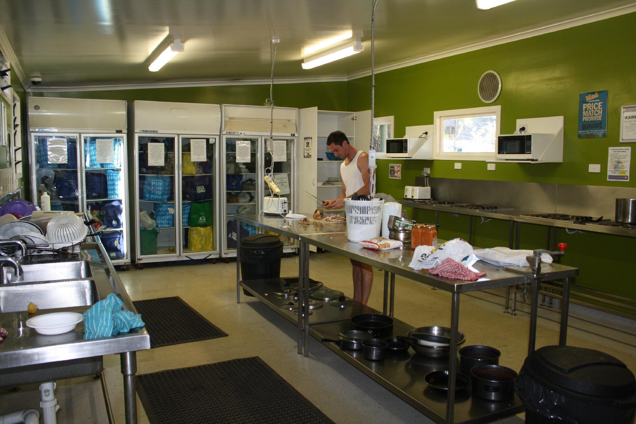 Nomads Airlie Beach (Adults Only) Екстериор снимка