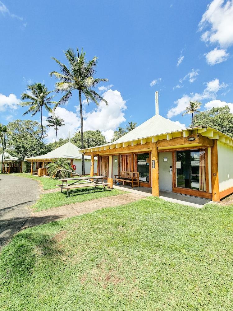 Nomads Airlie Beach (Adults Only) Екстериор снимка