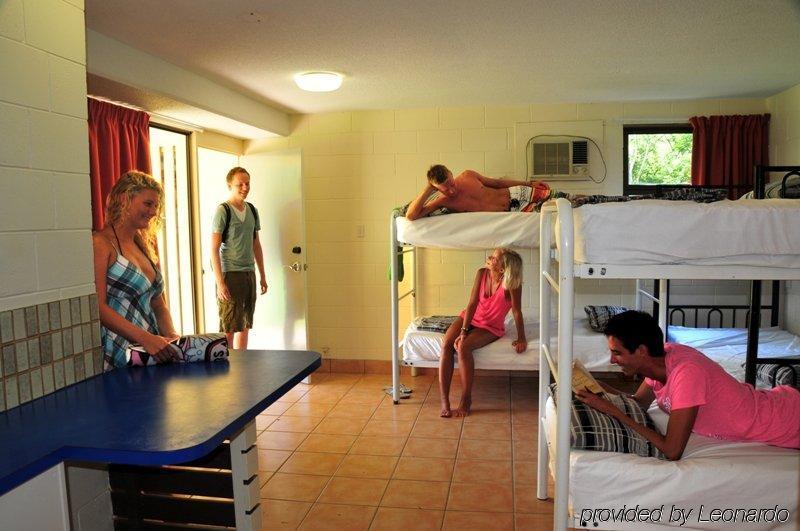 Nomads Airlie Beach (Adults Only) Екстериор снимка
