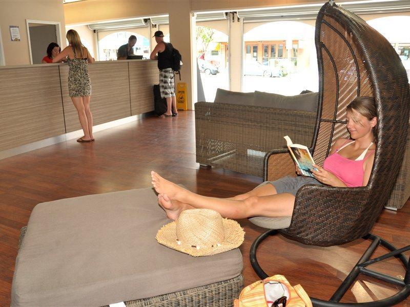 Nomads Airlie Beach (Adults Only) Екстериор снимка